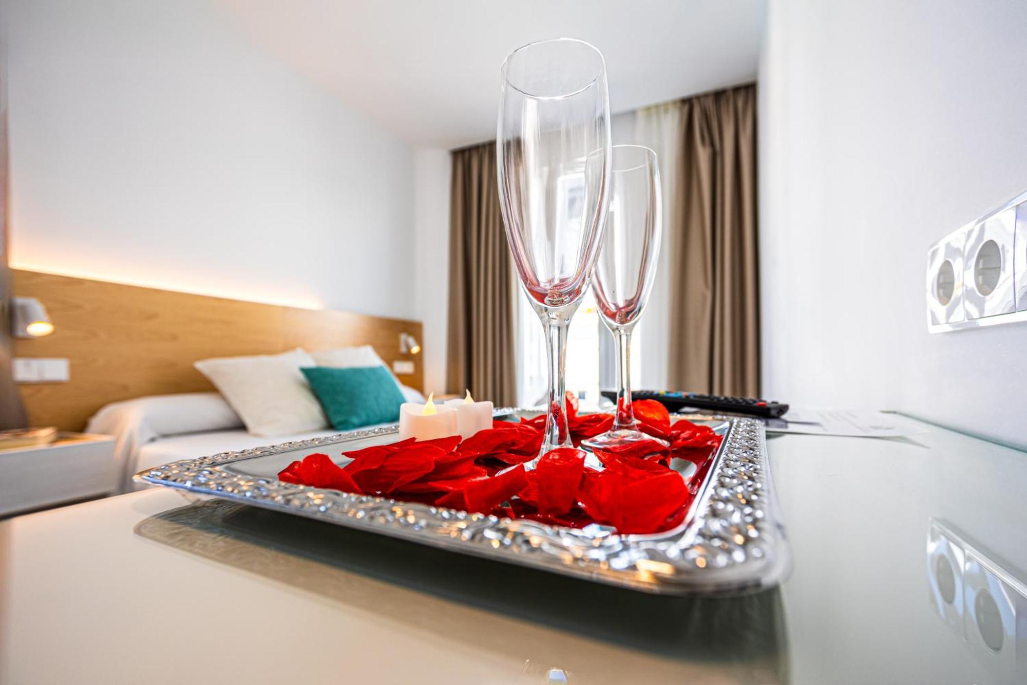 Hotel Oasis Centro 콘일데라프론테라 외부 사진